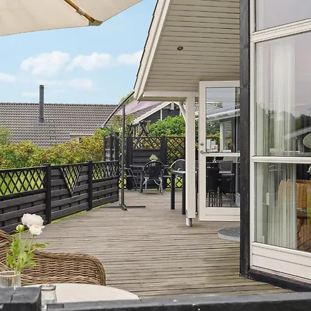 Beautiful In Juelsminde With Wifi Sonderby (Midtjylland)